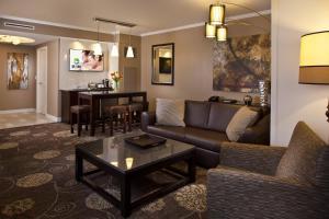 Posezení v ubytování Golden Nugget Lake Charles