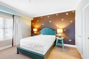 Postel nebo postele na pokoji v ubytování Belmont Towers 601 + 22 fotografií