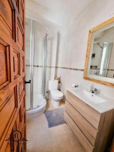 Ένα μπάνιο στο Garden HappyAlicante