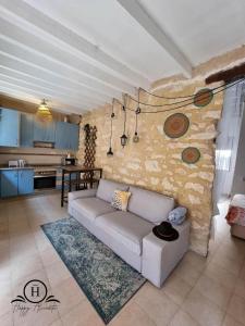 Η κουζίνα ή μικρή κουζίνα στο Garden HappyAlicante