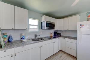 Gallery image of Barefoot Bungalow SPV26 in Port Aransas