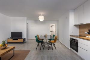 Kuchyňa alebo kuchynka v ubytovaní Apartments Cesare