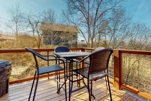 Fotografie z fotogalerie ubytování Dock Holiday v destinaci Dandridge