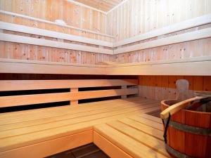 Photo de la galerie de l'établissement Ferienhaus mit Wellnessbereich, à Schönsee