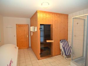 Photo de la galerie de l'établissement Ferienhaus mit Wellnessbereich, à Schönsee