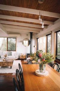 Setusvæði á The Treehouse Ocean Grove +37 myndir
