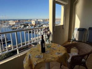 Balkon lub taras w obiekcie Studio Cabine avec Ascenseur, Proche Plage, Animaux Admis - FR-1-702-49
