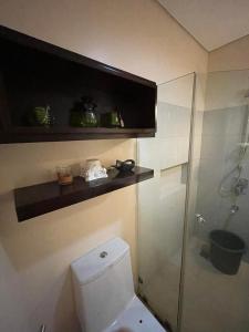 Vannituba majutusasutuses Luxurious Family Room Pico de Loro