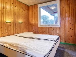 Postel nebo postele na pokoji v ubytování Holiday home Hjørring VIII