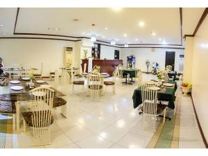 Restaurace v ubytování Crowne Garden Hotel