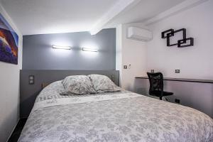 Posteľ alebo postele v izbe v ubytovaní Maison de village Carcès