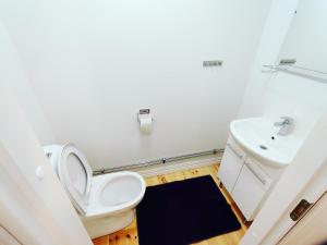 Bilik mandi di Dream Cottage in Center - AinaBnb - Residence Kappsäcken +23 gambar