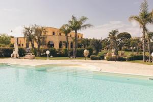 Bazén v ubytování Agriturismo Paradiso nebo v jeho okolí