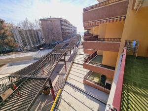 Balkón nebo terasa v ubytování C ZARAGOZA JUNTO PLAYA 100m