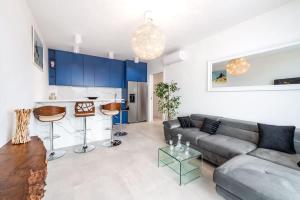 Galeriebild der Unterkunft Walking distance old town 120m2,garden,view,garage in Dubrovnik + 27 Fotos