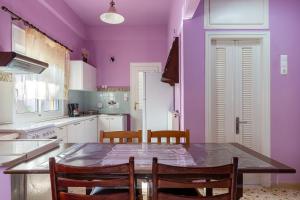 Φωτογραφία από το άλμπουμ του Golden Seaside House number 2 σε Eantio