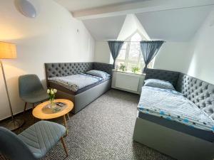 A seating area at Hotel COLCHI