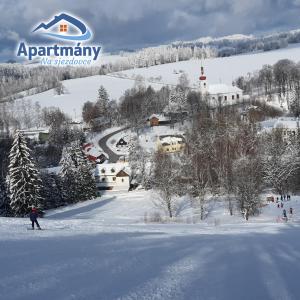 Apartmány Na sjezdovce през зимата