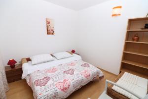 Fotografie z fotogalerie ubytování Apartment Tomasic with Terrace v destinaci Baška