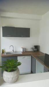 Zdjęcie z galerii obiektu home sweet home w mieście Plérin