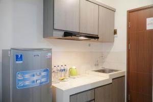 Kuchyň nebo kuchyňský kout v ubytování Bandara City Apartment Near Bandara Soekarno Hatta - Type Studio + 2 fotografie