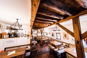 Restoran või mõni muu söögikoht majutusasutuses Weingut Guttmann - Apartment Schwalbennester