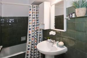 Kúpeľňa v ubytovaní Charme Apartament Palamós