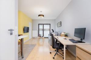 Zdjęcie z galerii obiektu Solna Apartment with Parking Cracow by Noclegi Renters w Krakowie