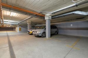 Zdjęcie z galerii obiektu Solna Apartment with Parking Cracow by Noclegi Renters w Krakowie