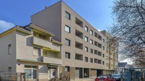 Budova, v ktorej sa apartmán nachádza