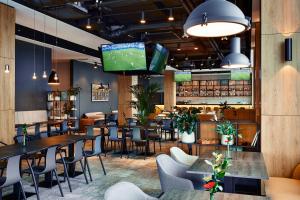 Lounge nebo bar v ubytování Q Hotel Plus Wrocław Bielany
