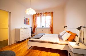 Posteľ alebo postele v izbe v ubytovaní Ferienwohnung ALEX