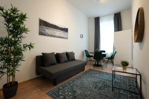 Posedenie v ubytovaní Lovely 1-bedroom apartment next to Praterstern