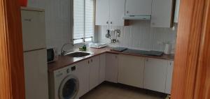 Kuchyňa alebo kuchynka v ubytovaní Apartamento Ciudad de las Ciencias