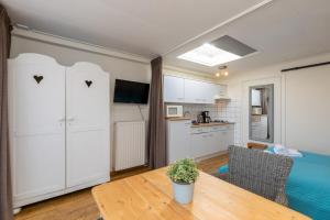 Køkken eller tekøkken på Welcome in - Studio - Zuidstraat 113, Westkapelle