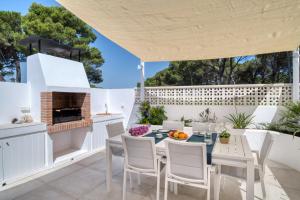 Imagen de la galería de Brancs, en L'Escala