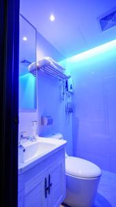 Koupelna v ubytování D Loft Hotel
