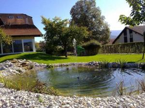 Zahrada ubytování Hôtel-Gîte rural à 3 km de Delémont