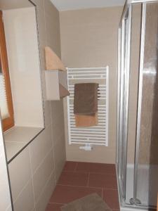 Kúpeľňa v ubytovaní Appartement beim Brunnen 10