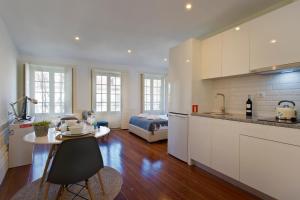 Kjøkken eller kjøkkenkrok på fine art apartments