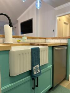 Gallery image of The Couples Nest Ocean Edge condo in Brewster