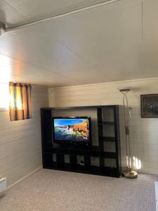 Gallery image of Quiet, centrally-located apartment, parking included in Molde