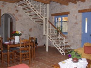 Fotografia z galérie ubytovania Lithos stone house (Ionio holidays) v destinácii Vasilikos
