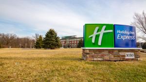 Vottorð, verðlaun, skilti eða annað skjal til sýnis á Holiday Inn Express Columbus Airport Easton