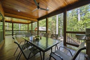 Balkón nebo terasa v ubytování Grand Hideaway