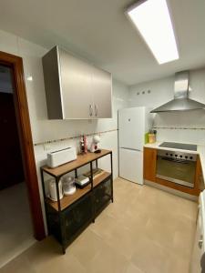 Køkken eller tekøkken på Estepona Centro ¡Excelente ubicación!