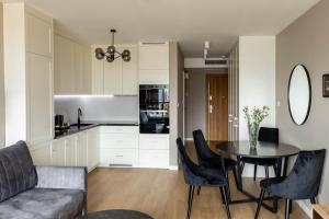 Kuchyňa alebo kuchynka v ubytovaní RS SUITES PRESTIGE Racławickie 10 HOME & SPA