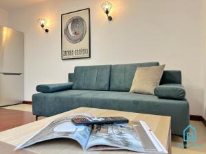 Posedenie v ubytovaní Zatoka Apartment- Tranquil Retreat, 15 Minutes to the Sea & Gdańsk City Center