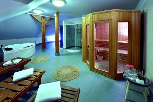 A bathroom at Penzión Víchrica