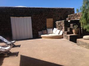 A seating area at B&b Le Mareddre Még 17 kép